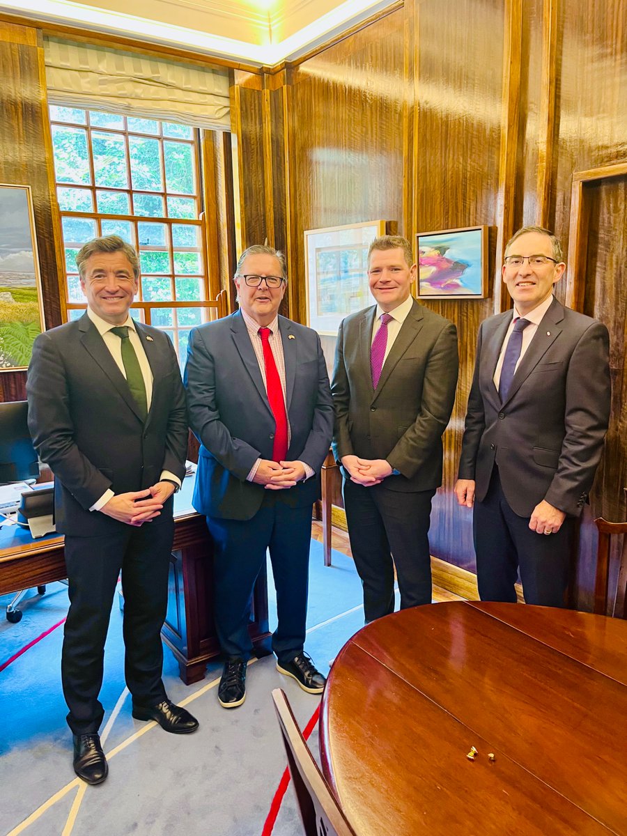 IrlEmbCanada's tweet image. Amb Concannon was honoured to accompany James Maloney MP Chairman of Irish Canadian inter-parliamentary group in meetings today incl with the Taoiseach & Irish Government Ministers responsible for Enterprise, Diaspora, Fisheries, & Chair of Ireland Canada parliamentary group🇮🇪🇨🇦