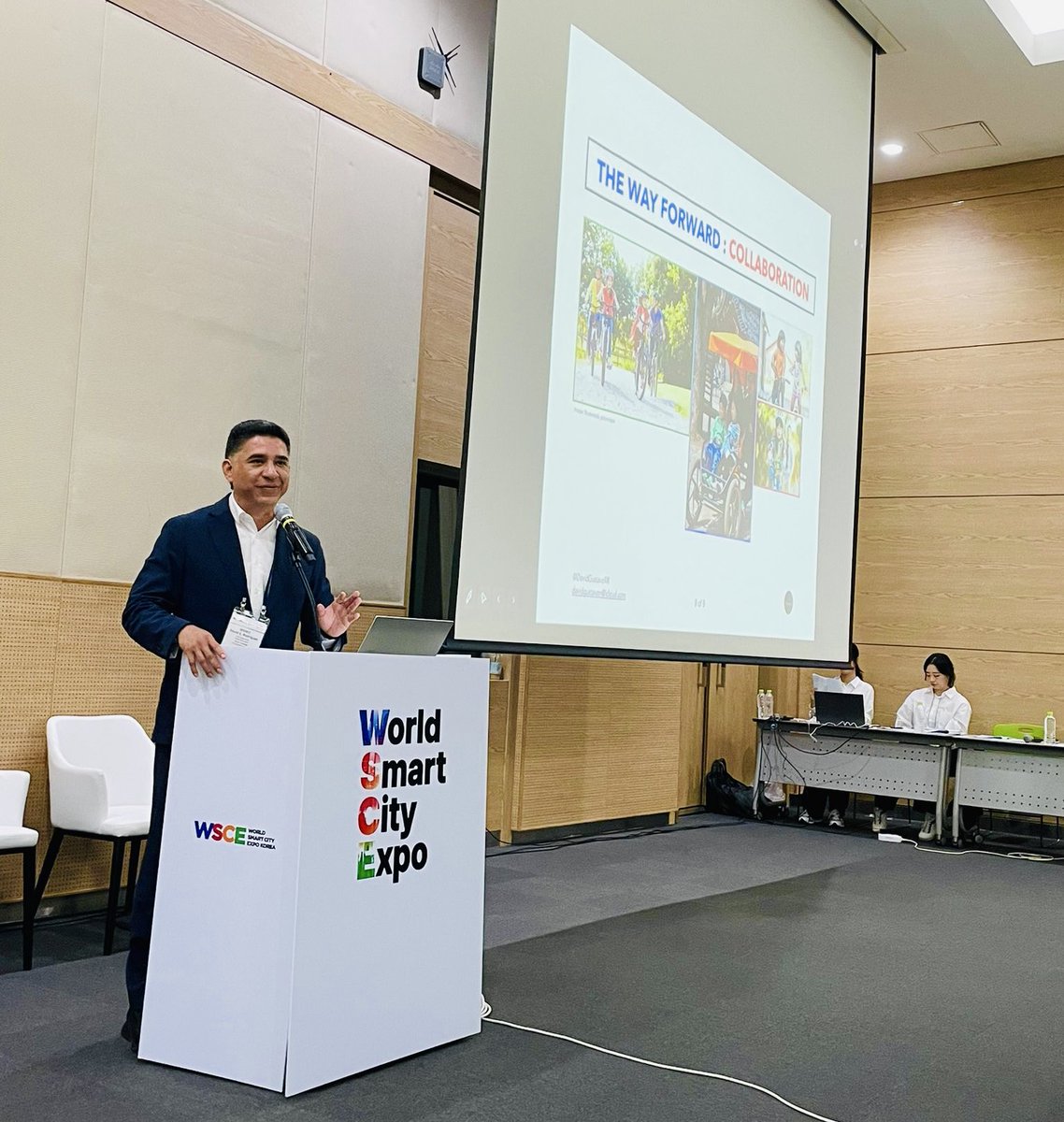 DavidGustavoRR's tweet photo. ¡Gran jornada en la World Smart City Expo Busan 2025! #WSCE2025

En el Foro de Líderes Globales, hablé de la relación entre la Inversión Extranjera Directa y el Desarrollo de la Fuerza Laboral en México.

(Caso #Puebla)

Ya les contaré detalles del foro y del resto de la misión. https://t.co/roQYiVYh9g