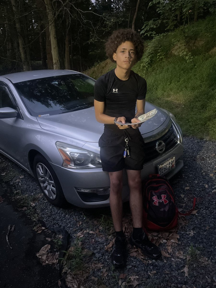 0Motion_'s tweet image. Finally got my hand on some paper I’m getting even 💯