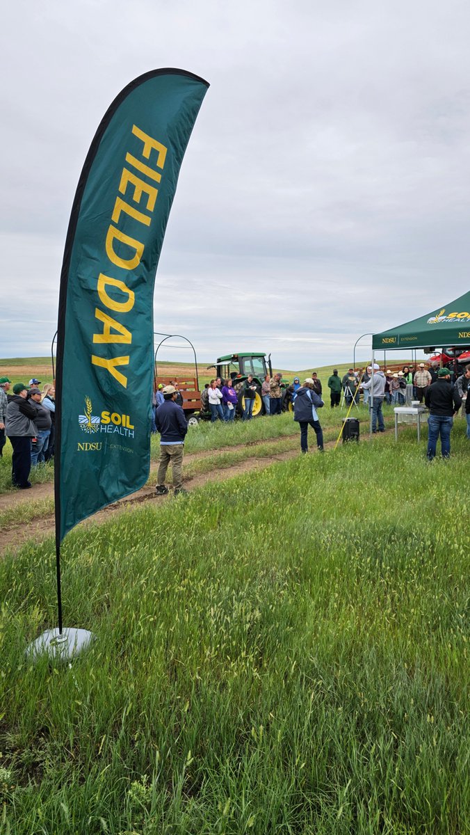 NDAgExpStation's tweet image. The Dickinson REC Livestock and Ranch Tour is happening this morning #NDSUFieldDay