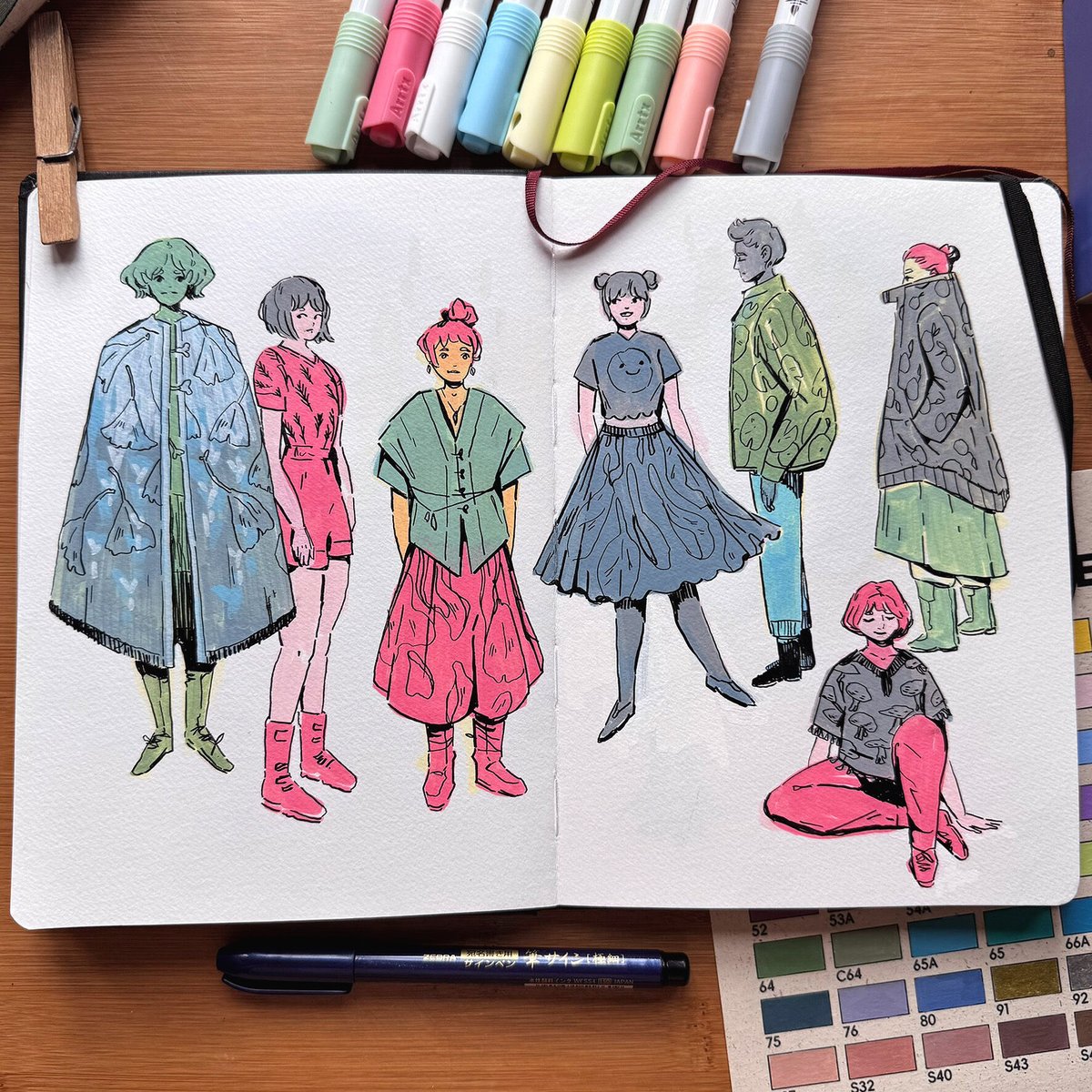 andthegrunlings's tweet image. Recent people sketches from imagination ✨ acrylic markers in my sketchbook :) #drawing #fashiondrawing #acrylics #acrylicmarkers