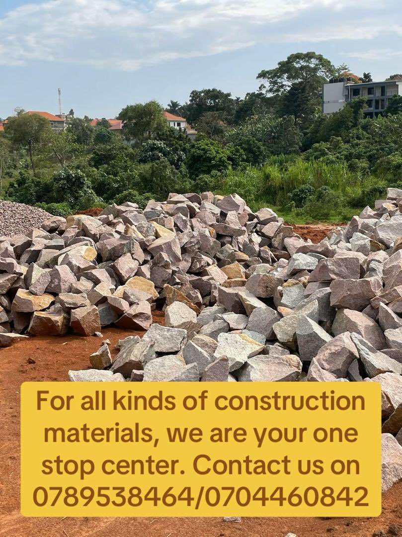 DenisDukeUG's tweet image. If you are starting some construction works soon, I highly recommend you use Vriam construction company for all your materials. They have great quality materials and are trustworthy. From sand, to bricks, to aggregates to everything construction, they got it all and they deliver…