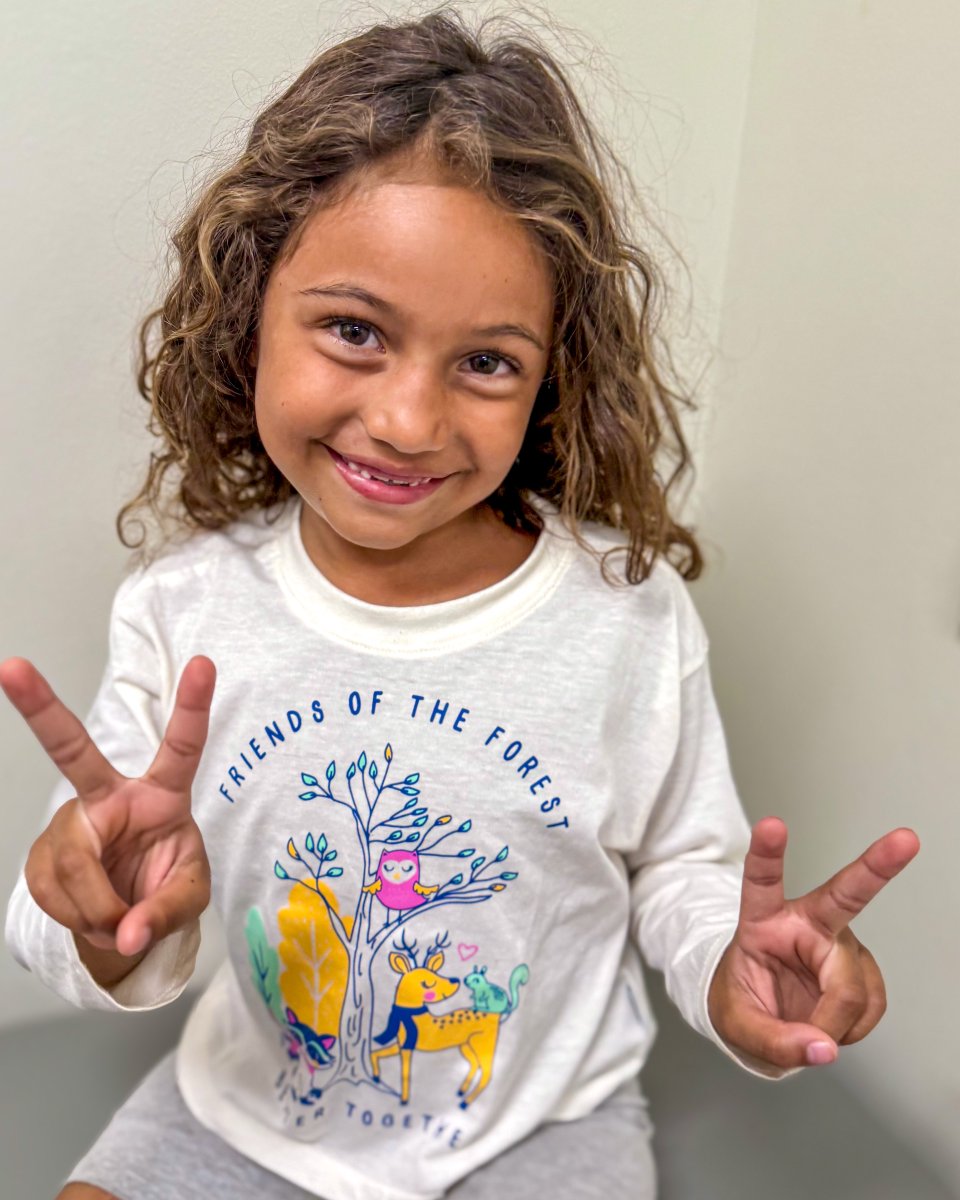 ShrinersLex's tweet image. Peace, love and big smiles—just another day at Shriners Children’s Lexington ✌️🫶