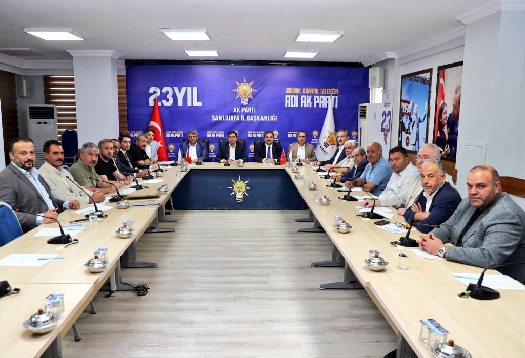 Hasan Suyun (@hasan_suyu44951) on Twitter photo Yerel Yönetimler Başkanımız <a href="/av_vehbibeyaz/">Av.Vehbi Beyaz</a> başkanlığında Büyükşehir Temmuz Ayı AK Parti Meclis Grup Toplantımızı gerçekleştirdik.
Alınan kararlar ilimiz ve ilçelerimiz için hayırlı olsun. <a href="/akpartiurfa/">AK PARTİ ŞANLIURFA</a> Yerel Yönetimler Başkanımız <a href="/av_vehbibeyaz/">Av.Vehbi Beyaz</a> başkanlığında Büyükşehir Temmuz Ayı AK Parti Meclis Grup Toplantımızı gerçekleştirdik.
Alınan kararlar ilimiz ve ilçelerimiz için hayırlı olsun. <a href="/akpartiurfa/">AK PARTİ ŞANLIURFA</a>