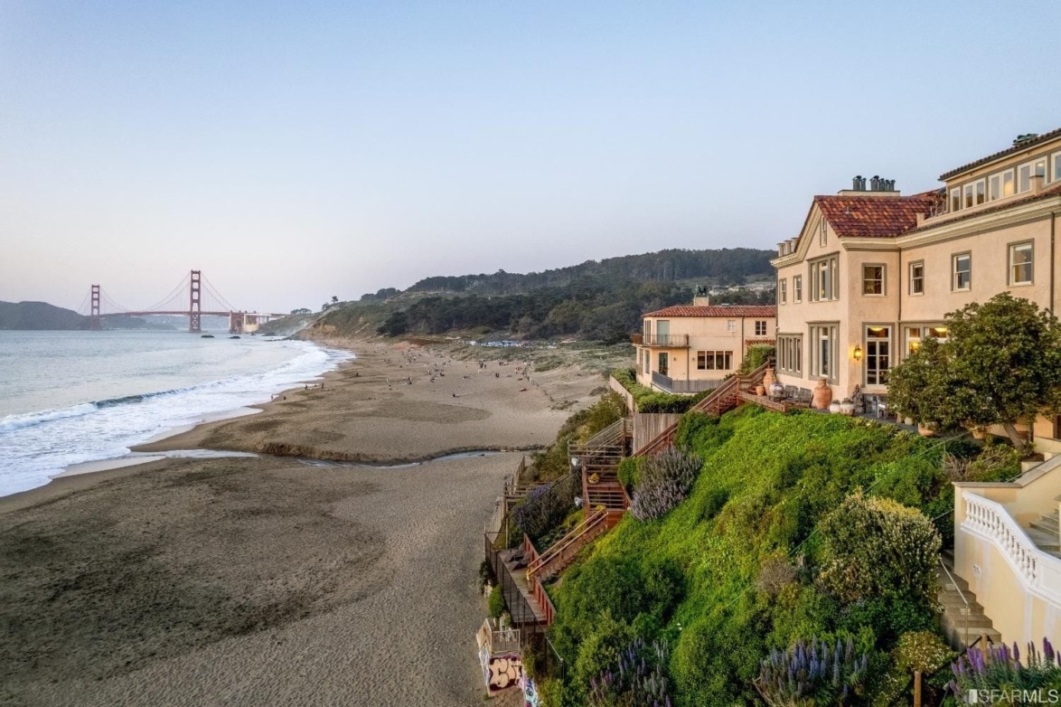 andruyeung's tweet image. We're coming to SF on August 13–14!
Hosting founder dinners / workouts / talks in a stunning private mansion.
Looking for 1–2 more sponsors. DM me.
More details to come soon 👀