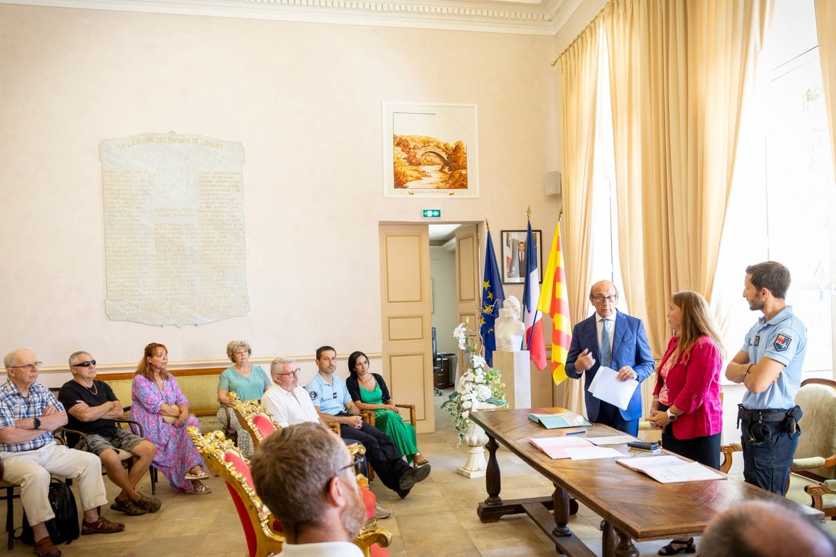 🚨 Sécurité renforcée à Lorgues🚨
📆 Le 8/07/25, la commune de #lorgues, la Gendarmerie nationale et la Préfecture du Var ont officiellement signé un nouveau Contrat de Sécurité "Petite Ville de Demain" 
🎯 4 axes :
🔸 Prévention 
🔸 Partenariat
🔸 Protection
🔸 Intervention