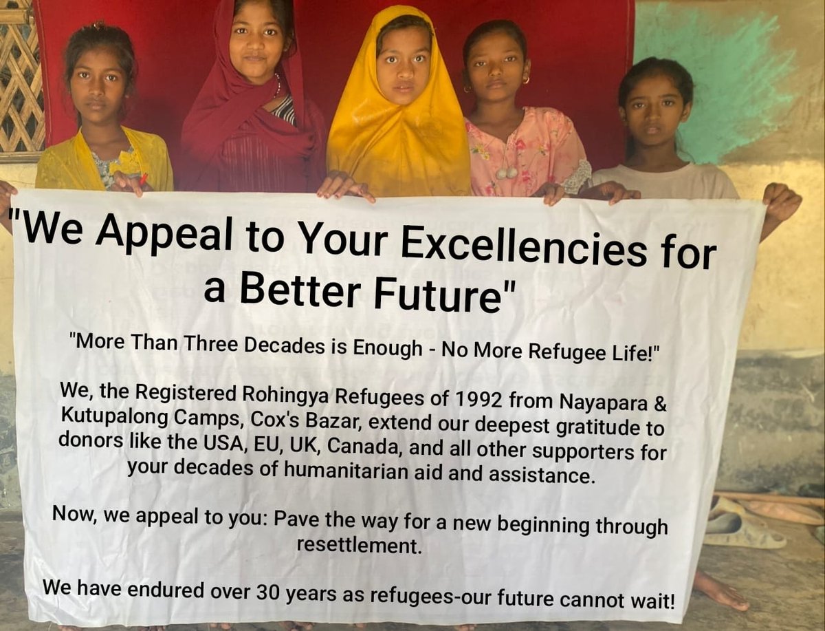 RRANforRohingya's tweet photo. To the U.S&amp;EU: your decades of support have kept hope alive for the Rohingya.
#HopeForRohingya #USandEUStandWithUs #LongTermSupport #RohingyaResilience
We are alive today because you cared—thank you, donor countries.
#BecauseYouCared #ThankYouDonors #RohingyaLives #SupportMatters https://t.co/mFt5r8RtDG