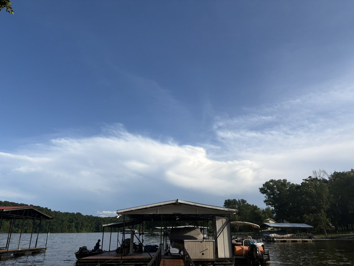 Spending some well deserved vacation time down in the Ozarks ❤️
