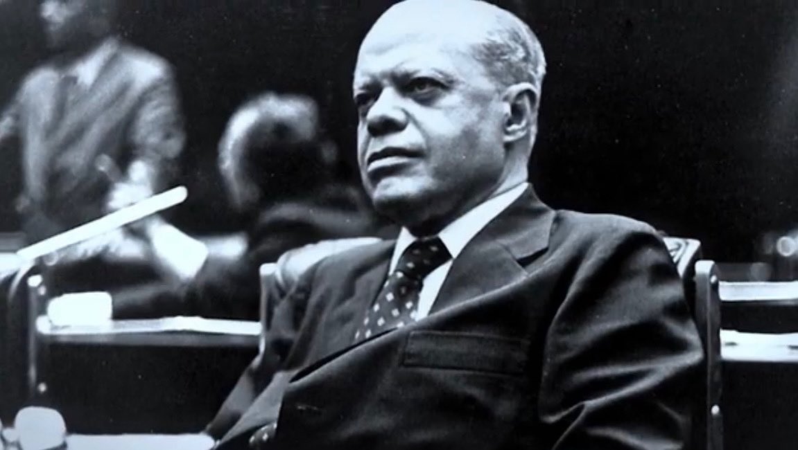 É Tudo Verdade (@etudoverdade) on Twitter photo Uma outra política: “Até que a vida nos separe - Uma biografia de Nelson Carneiro”, de <a href="/emiliarsilveira/">emilia silveira</a> , estreia hoje às 20h na faixa É Tudo Verdade no <a href="/canalbrasil/">Canal Brasil</a> . Uma outra política: “Até que a vida nos separe - Uma biografia de Nelson Carneiro”, de <a href="/emiliarsilveira/">emilia silveira</a> , estreia hoje às 20h na faixa É Tudo Verdade no <a href="/canalbrasil/">Canal Brasil</a> .