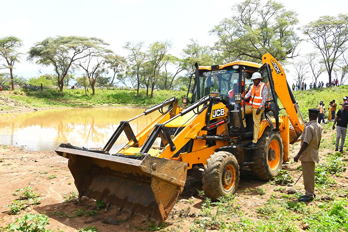 EphantusKim's tweet image. Today, I had the honour of launching the construction of Adich Gorge Dam and Irrigation Project in Adich, Tiaty West Sub-County, Baringo County — a significant milestone for a historically underserved region.
The Adich Gorge Dam is a critical investment for peace, food security,…