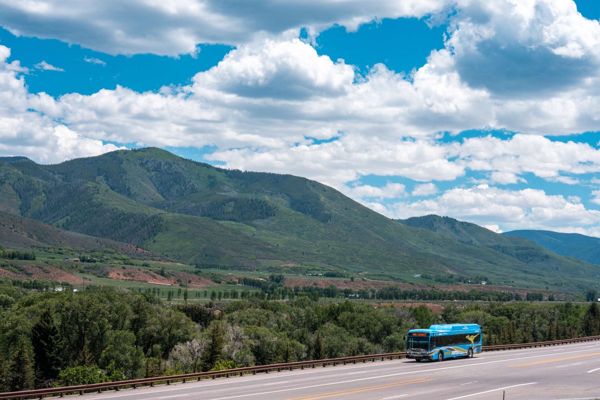 RFTA's tweet image. 🚍 Happy #RuralTransitDay!
RFTA connects rural communities across the Roaring Fork Valley with safe, reliable, and sustainable transportation. Thanks for riding with us! 💙