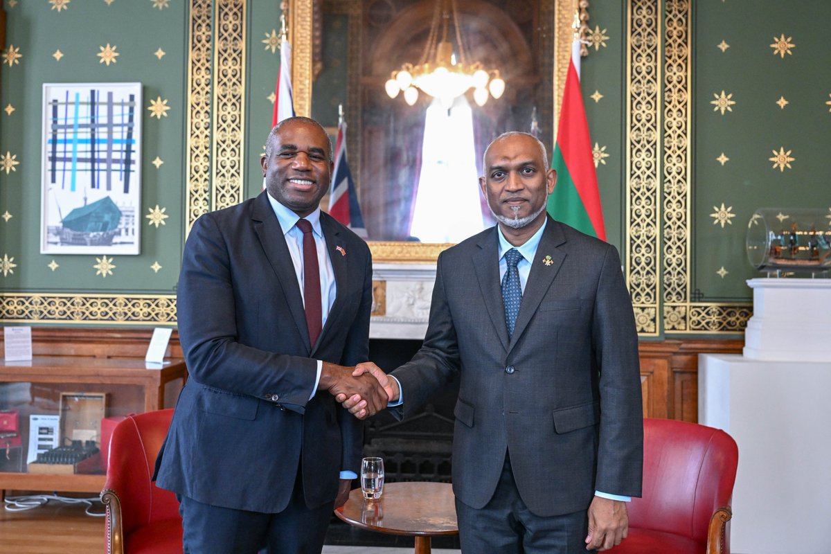 Secretary of State for Foreign, Commonwealth and Development Affairs pays courtesy call on the President
presidency.gov.mv/Press/Article/…