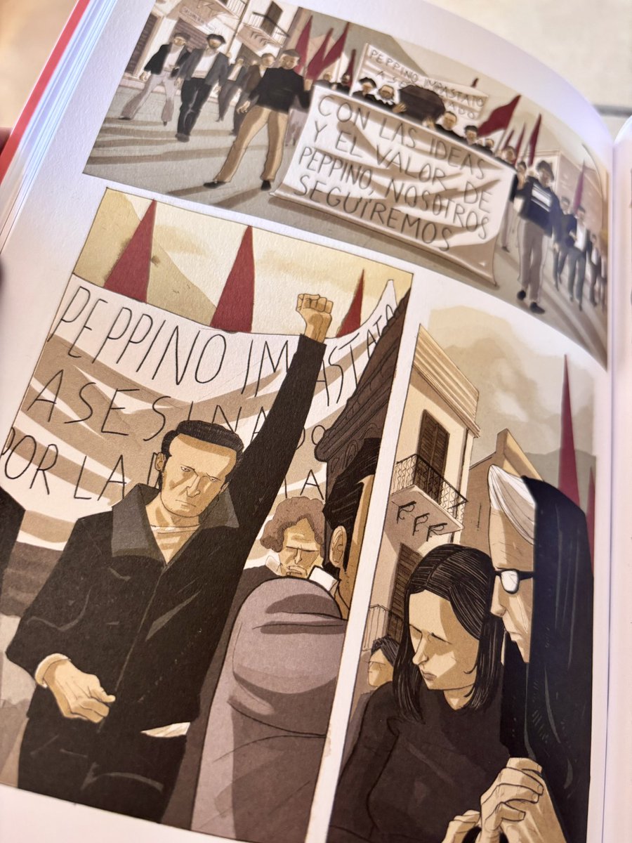 AniolPros's tweet photo. No sabeu la immensa alegria que m’ha fet trobar aquesta joia entre les estanteries de la meva llibreria de referència #PeppinoImpastato #ICentoPassi @lianaeditorial 🤓✊🏼 https://t.co/saKzvxOSCE