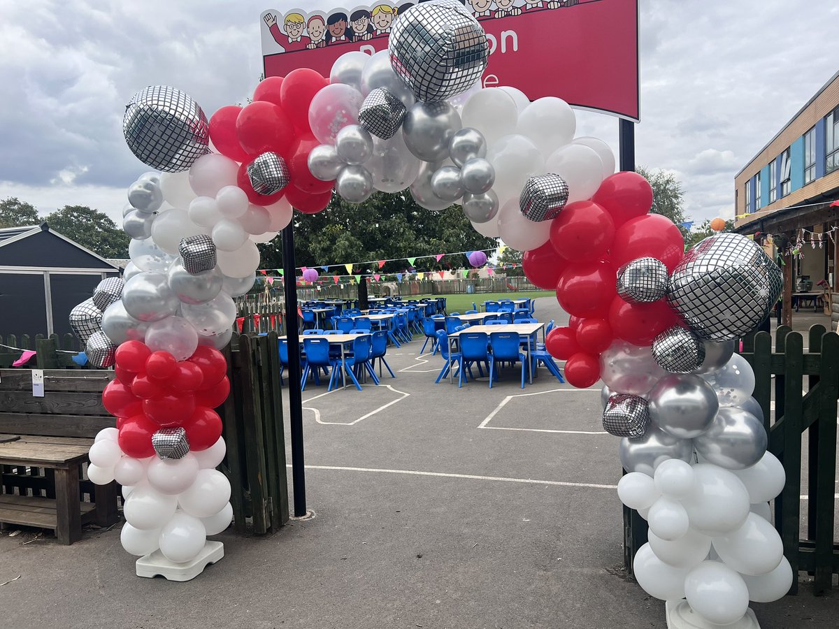 We are ready for the Yr 6 Leavers Party! 🎉 🪩