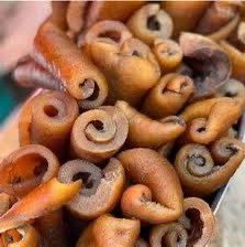 What are the similarities you ask? 

Well, culturally relevant, a known commodity, has a reputation, has the right esthetics, very chewy,  but in the end, Burna boy’s NSOW is just “Empty Calories”

More in this album on the next episode of the No Stan Zone Podcast(this weekend)