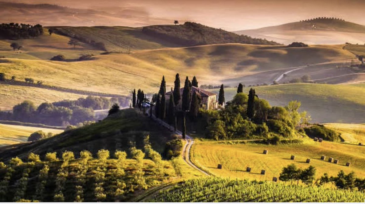 contactrebecca's tweet image. Come to Tuscany with me! I'm joining the brilliant @GuerillaMemoir & @brevitymag as a guest teacher for this amazing writing workshop October 5-12. It's for any writer who wants to work on their book, improve their craft & write essays & pitch big pubs.
rebirthyourbook.com/retreats/tusca……