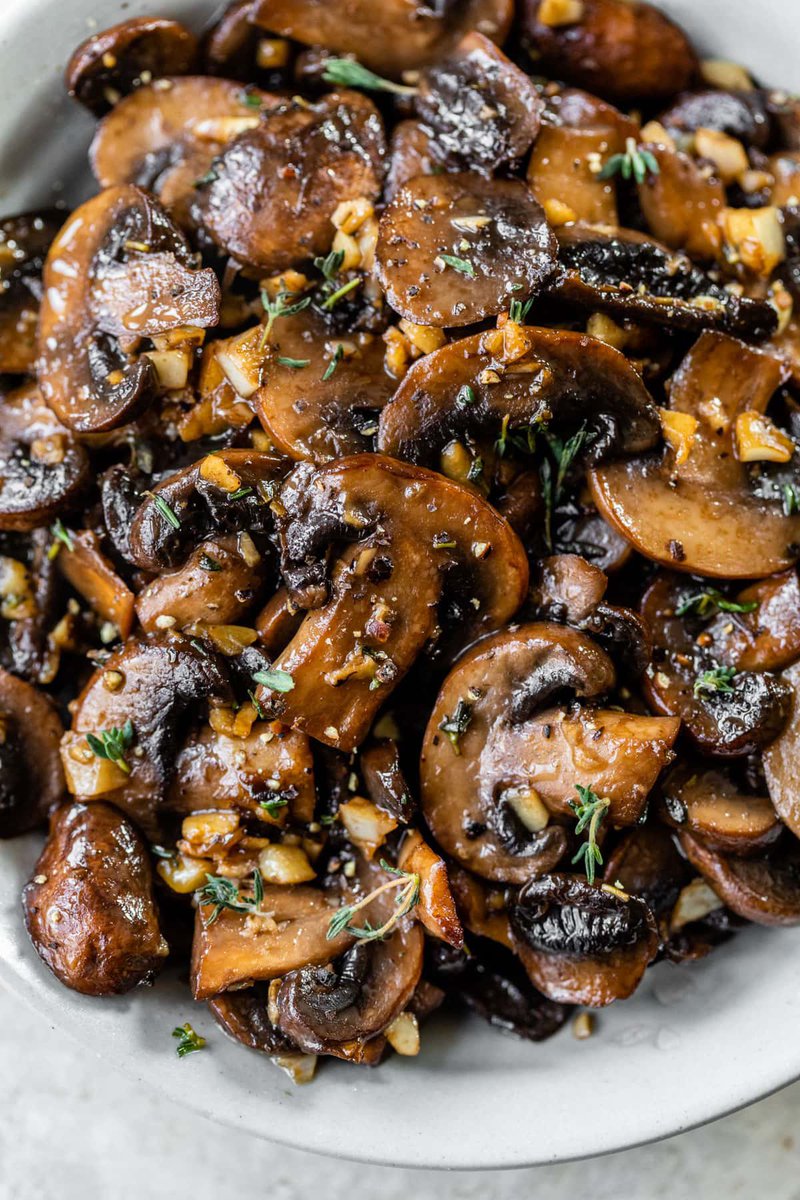 Who loves Mushrooms? 🤚