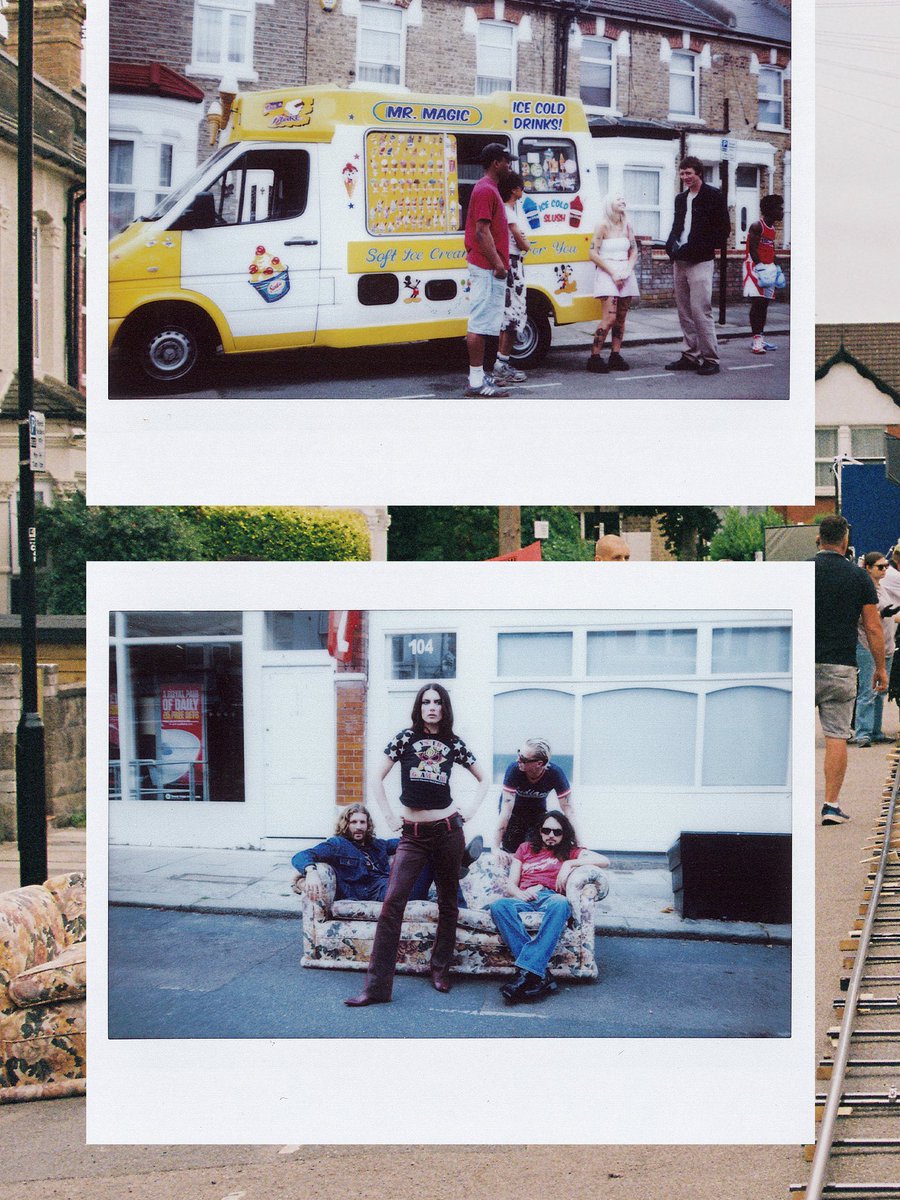 Our ode to a London summers day, hope you love the vid as much as we loved making it, North London 4eva xxxx

Photos by Harriet Bols
wolfalice.lnk.to/the-sofaTWI