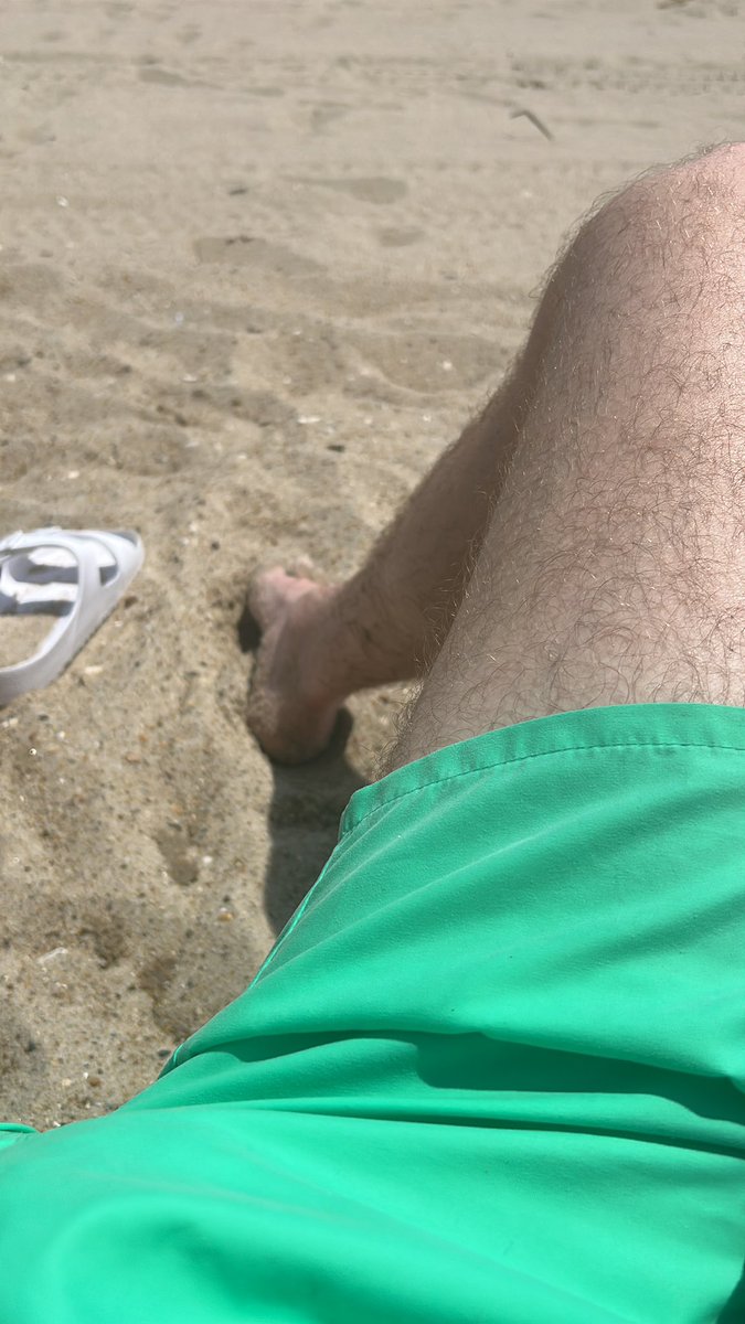 dickbeev's tweet image. Back out to Allen BANG