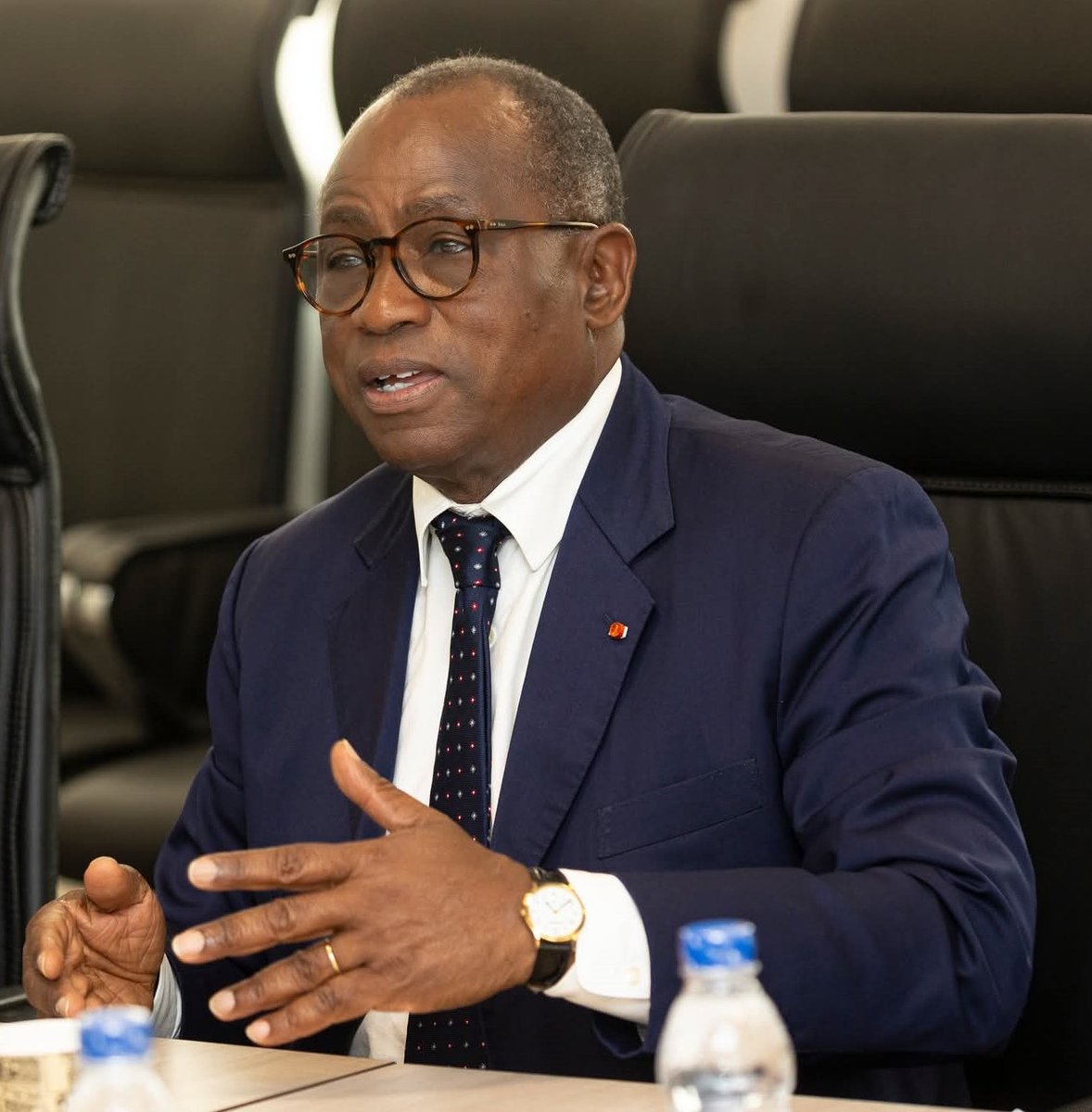 OITAbidjan's tweet image. 🤝 Pour @OITAbidjan, le dialogue sur l’#emploi est essentiel pour construire des réponses concrètes aux défis de l’employabilité des #jeunes.
@NKoffi_METFPA et @DiopNdeyeCoumba en phase sur cette vision.
Ensemble, ils s’engagent pour un avenir d’opportunités en 🇨🇮.
#METFPA