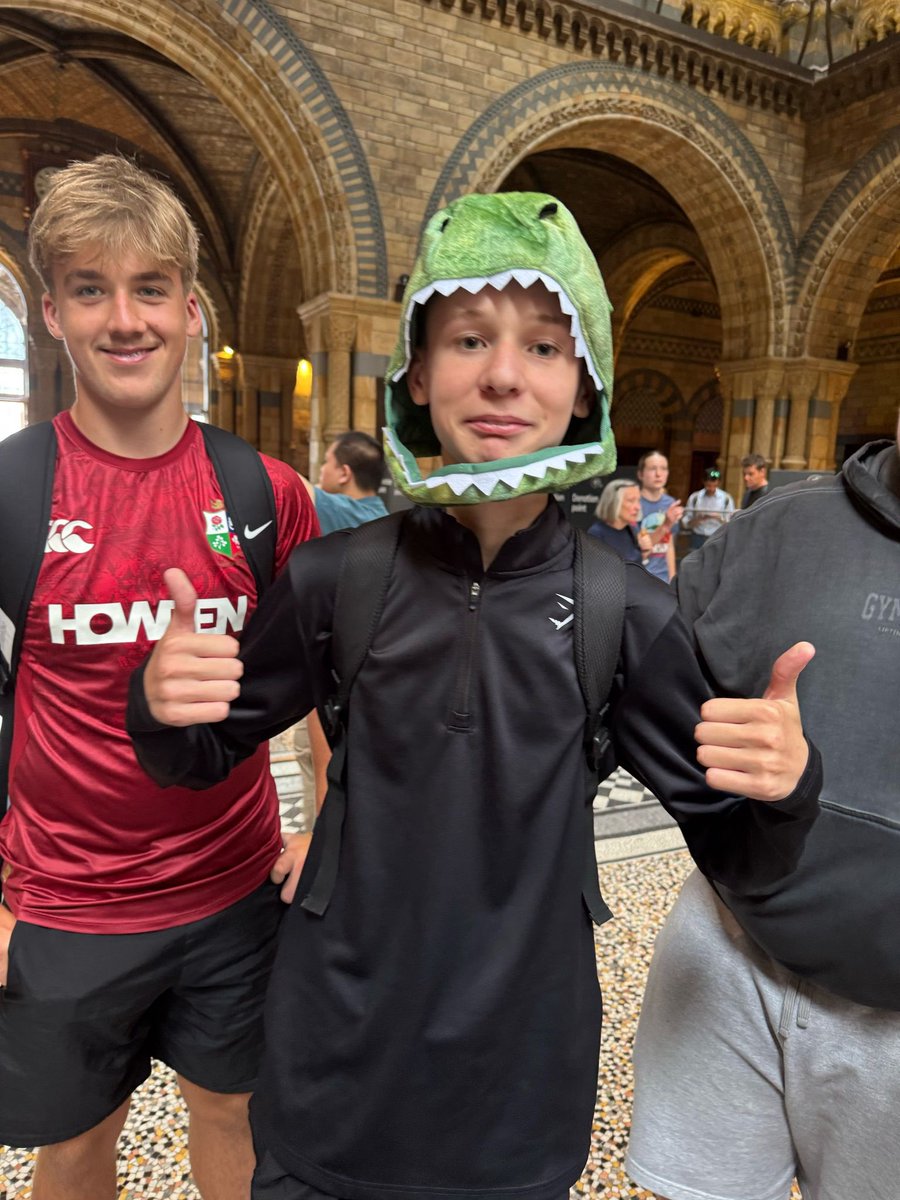 Miss Sullivan tweet media