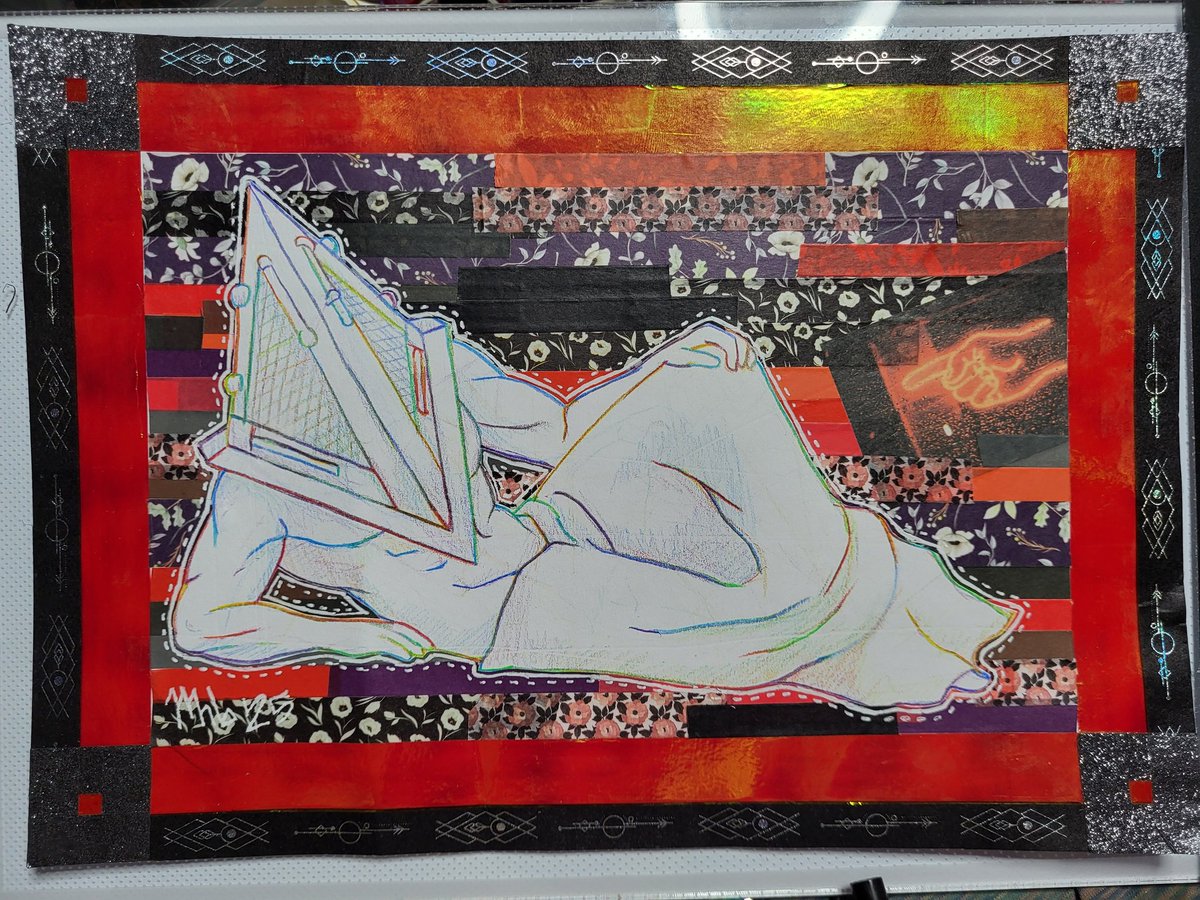 expdepressobean's tweet photo. Beautiful pyramid head~ https://t.co/PyEhFM632H