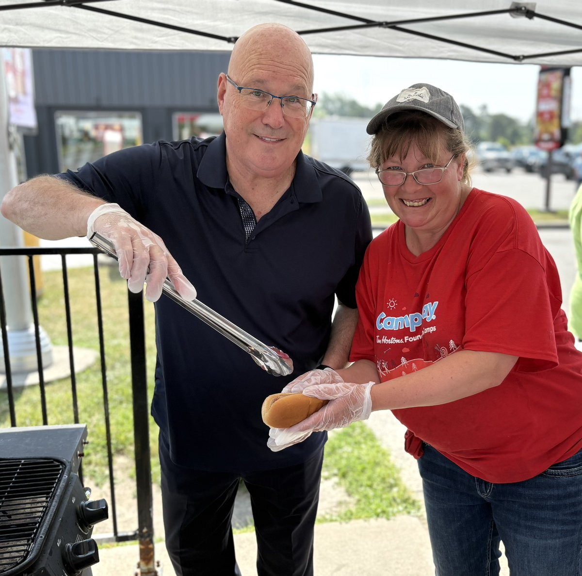 SteveClarkPC's tweet image. Today is @TimHortons #CampDay with 100% of proceeds from hot & iced coffee sales helping provide camp opportunities for youth.🏕️
Thanks to the fantastic Tim’s Team on Jefferson Drive for allowing me to lend a helping hand with other community groups this morning.