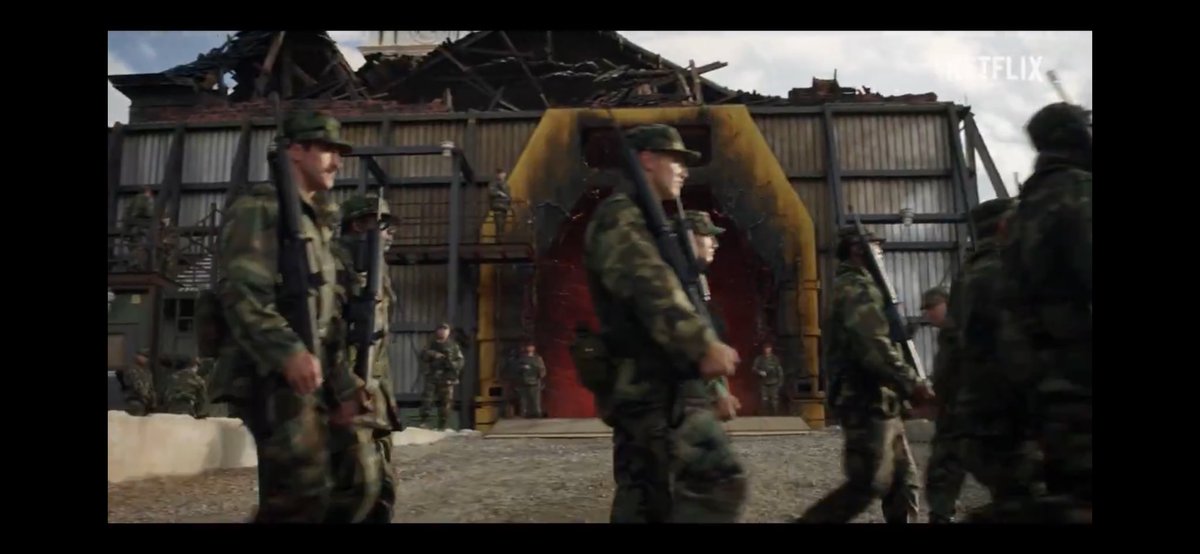 مبدئيا تريلر جميل جدا اي نعم كان فيه لقطات تحس ودك ماتشوفها غير بوقت المسلسل لنها حلوه كمفاجاة زي طيران ايل او فيكنا يمديه ينثر النيران 

 الديموقورقن مكمل معنا لكن ذي المره واضح انه اذكى من قبل و انه مرسول من فيكنا مخصوص لن زي ما ظهرلنا كان فالمستشفى عند لوكاس و ماكس 

بنرجع