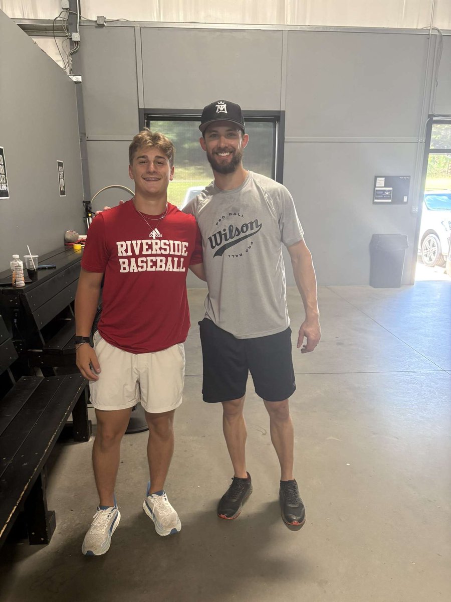 Cooper Gladson tweet media