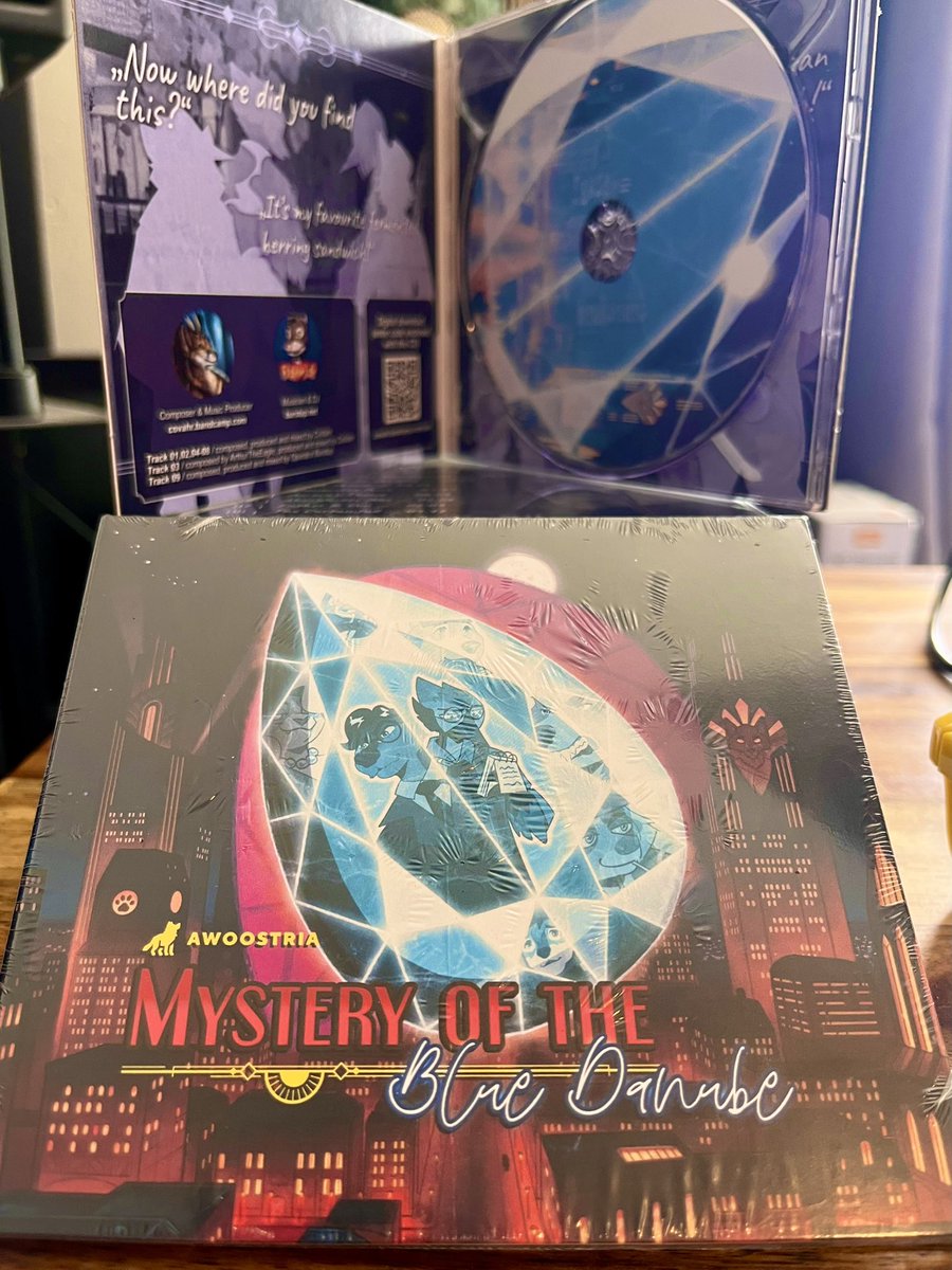 CoVahr_Fox's tweet image. Real Life CD Album Debut!
Super stoked how the CD turned out! Both musics from last year and this years’ Awoostria opening Show will be available to all sponsors and also at the con store! Awooooo! ❤️