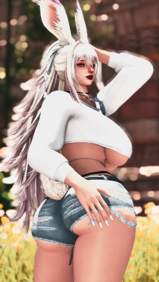 Just enjoying a nice day out but clearly you're a little distracted~🍑🤭