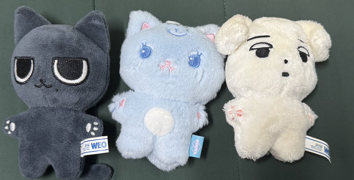 에스파 포카 일괄 판매 일괄 2.0에 판매합니다.
디엠주세요. 
카리나 윈터 인형 일괄 3.0
포카+인형 일괄 하시면 배송비 부담제가하겠습니다.
#에스파 #카리나 #지젤 #윈터 #닝닝 #에스파포카