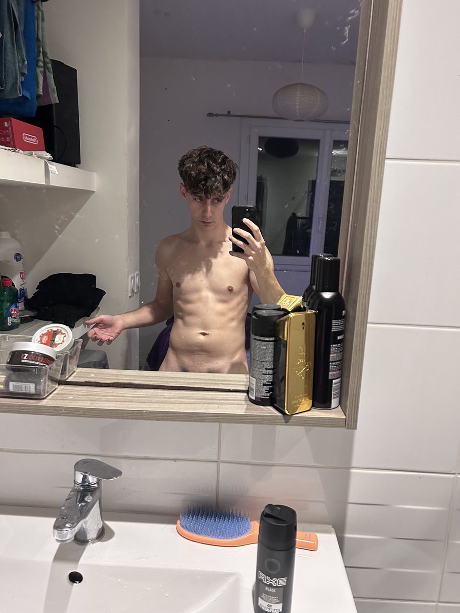 Alex Twink🇫🇷 (+25K) | OF 9,99$❗️ tweet media