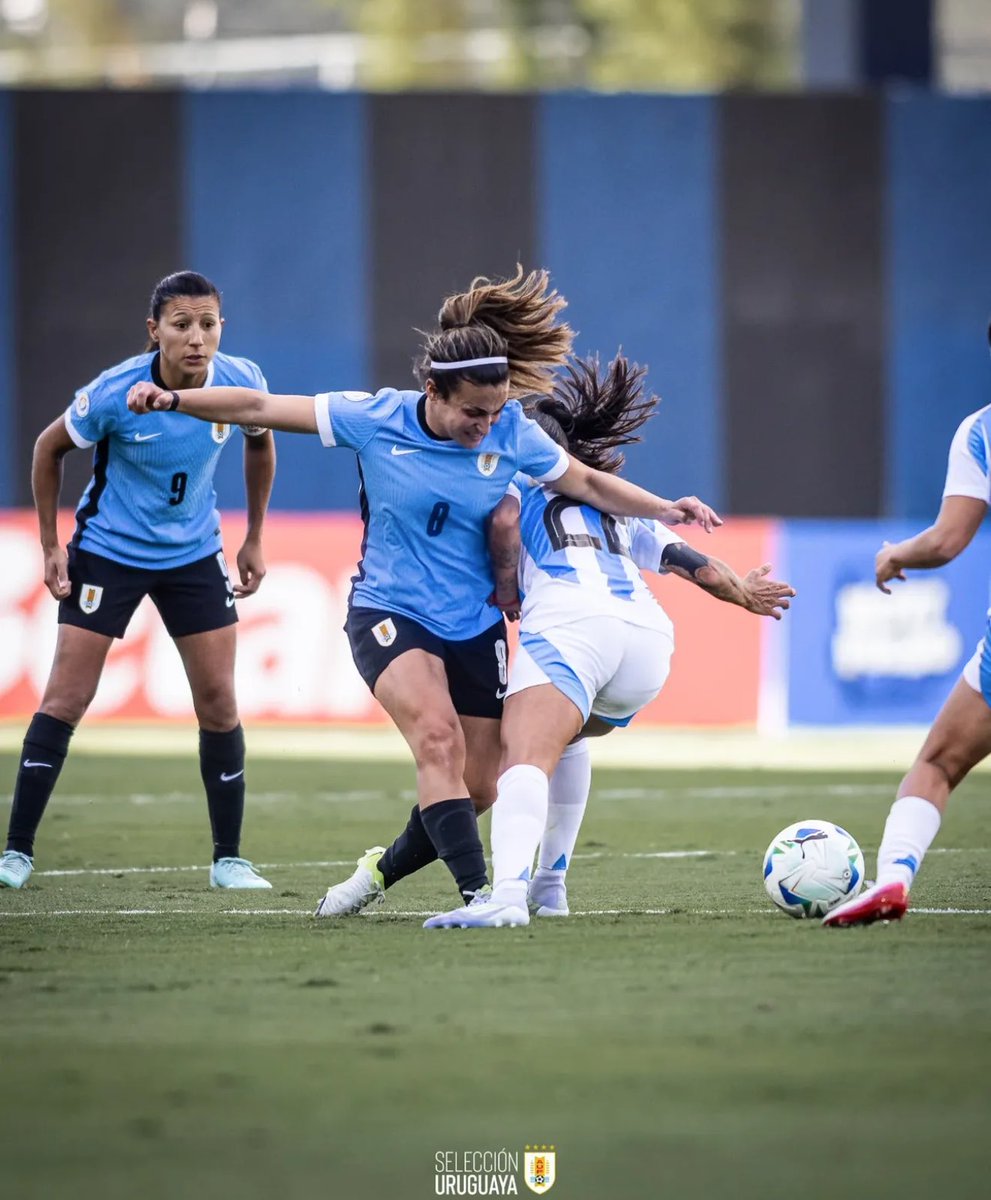 Derechos Exclusivos (@derechos1050) on Twitter photo “Individualmente todas estamos haciendo un gran trabajo, el jugar afuera nos levanta el nivel y eso hace que seamos más competitivas. Hay que concretar nuestras situaciones de gol”.
🗣️ Ximena Velazco, jugadora de <a href="/AUFfemenino/">AUF Femenino</a> “Individualmente todas estamos haciendo un gran trabajo, el jugar afuera nos levanta el nivel y eso hace que seamos más competitivas. Hay que concretar nuestras situaciones de gol”.
🗣️ Ximena Velazco, jugadora de <a href="/AUFfemenino/">AUF Femenino</a>