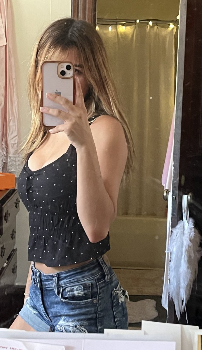 basedfelice's tweet image. hiiiii heyyy hellooo