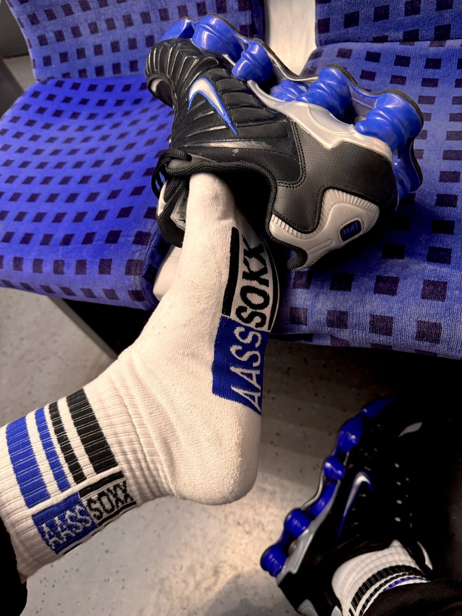 nikesk8 tweet media