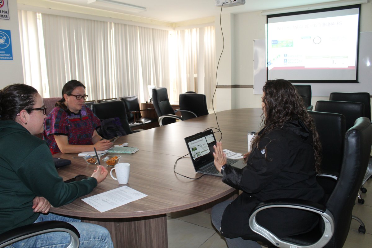 📍 El Comité de Participación Ciudadana, encabezado por la presidenta Arq. Karina García y la ciudadana Cristela Trejo, sostuvo una reunión con la Unidad de Políticas Públicas de la <a href="/Sesea_Zacatecas/">Secretaría Ejecutiva del SEA Zacatecas</a>. 📊 En el encuentro se abordaron acciones relacionadas con la Prioridad 4.
