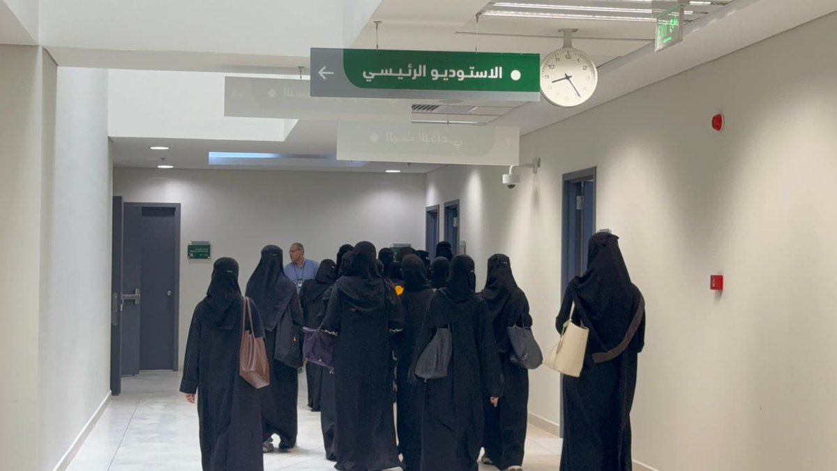 safkku's tweet image. في أسبوعه الأخير، يختتم طلاب وطالبات برنامج #موهبة_الإثرائي_الأكاديمي أعمالهم ومشاريعهم العلمية، ضمن أجواء حافلة بالإبداع والتميز، وذلك بتنظيم من #جامعة_الملك_خالد ممثلةً بـ #عمادة_شؤون_الطلاب، وبالتعاون مع @Mawhiba، في إطار سعي الجهتين إلى تمكين الموهوبين وتنمية قدراتهم في مختلف…