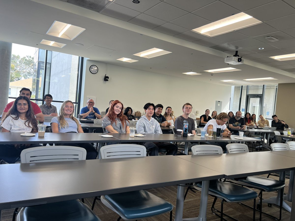 Katherine Maloney tweet media