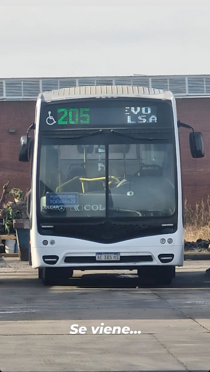 CiudadDeBondis's tweet photo. ¿VUELVE A SUS VIEJOS DUEÑOS?
Anoche apareció esta foto en instagram, donde vemos un #Nuovobus de #NISA (Nuevo Ideal SA, lineas 382 y 620) con cartelera de la #Linea205, actualmente de #IdealSanJusto
¿Sera verdad? https://t.co/VvtEIpBxIz