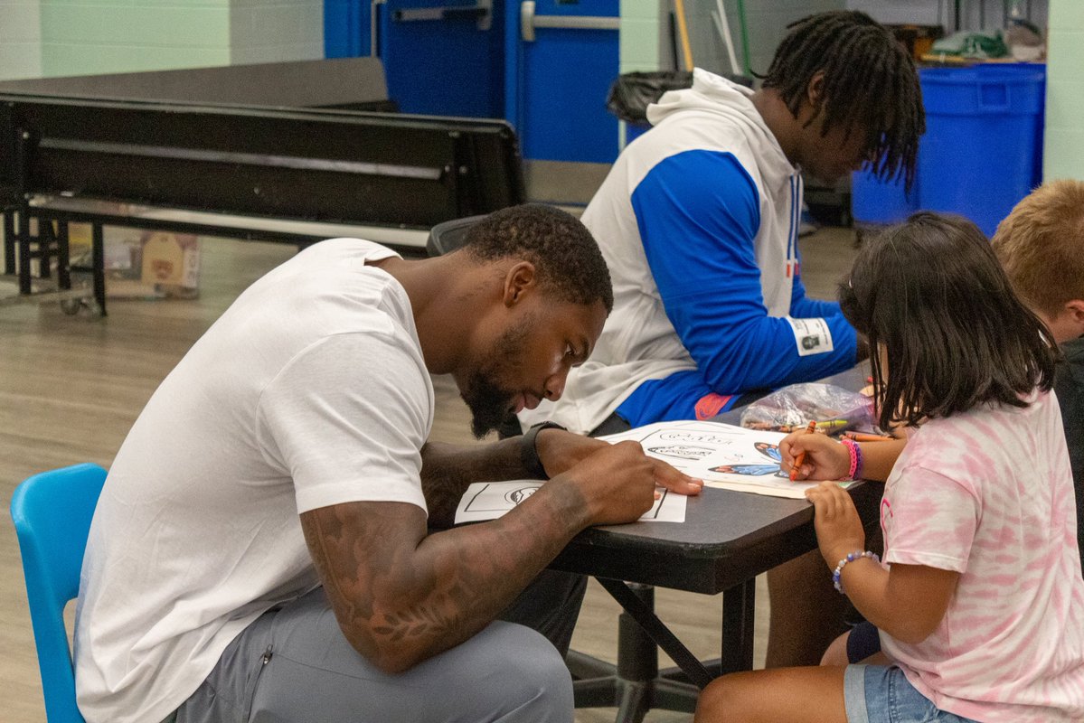 George Gumbs JR (@georgegumbs) on Twitter photo I had a great time playing games at Wiles Elementary School. I truly believe teaching our future about sportsmanship is extremely important. Ready to get involved? Learn more at edfoundationac.org <a href="/Fl_Victorious/">Florida Victorious</a> #FVFoundationut I had a great time playing games at Wiles Elementary School. I truly believe teaching our future about sportsmanship is extremely important. Ready to get involved? Learn more at edfoundationac.org <a href="/Fl_Victorious/">Florida Victorious</a> #FVFoundationut