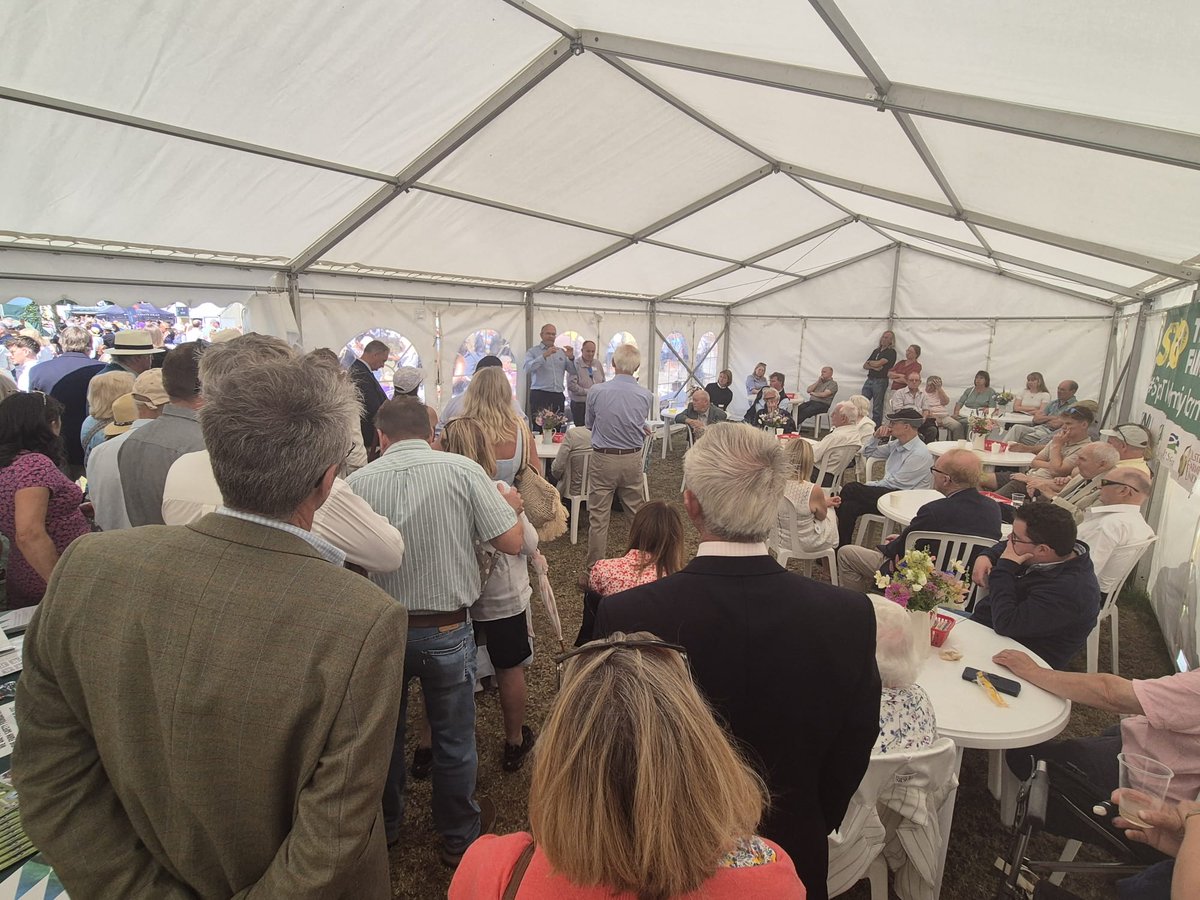 nfunorth's tweet image. What a fantastic day at the Driffield Show!
The stand was packed for the member Q&A with NFU President Tom Bradshaw (@ProagriLtd) this morning and it was great to welcome Shadow Farming Minister @_RobbieMoore and Bridlington and The Wolds MP @charliedewhirst onto stand.