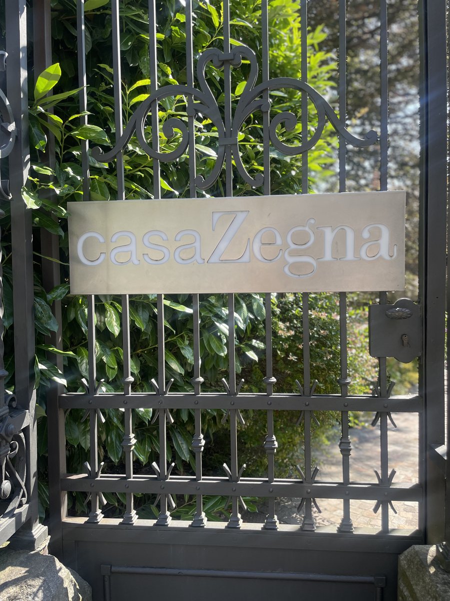 PeruMODA's tweet image. 🧵Alpaca Lab representó un espacio de inmersión en el mundo de la excelencia textil italiana 🇮🇹. Visitas guiadas a empresas históricas, talleres y conversatorios abrieron el camino a proyectos sostenibles, fundamentales para un futuro responsable y competitivo
#PeruModaDeco