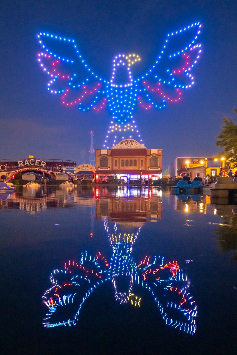 DaveDiCello's tweet image. The drone show at Kennywood last night was pretty incredible. It was the first drone show I've seen in #Pittsburgh (watched one in Disney last year) and I had the perfect spot across the lagoon. Captured so many images, but these are definitely my favorites.