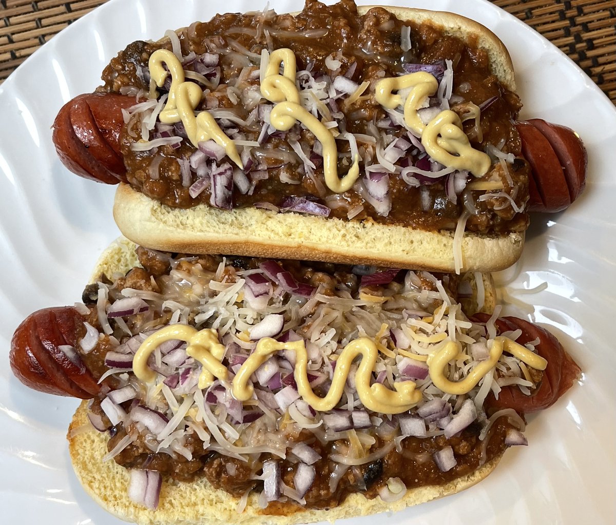 Happy National Hot Dog Day! Lots of places in America have different styles of hot dogs, like Chicago, Seattle, and North Carolina, to name a few. What do you put on your hot dog? We had leftover turkey chili so we made chili dogs—YUM!  

#hotdogs #NationalHotDogDay #foodie