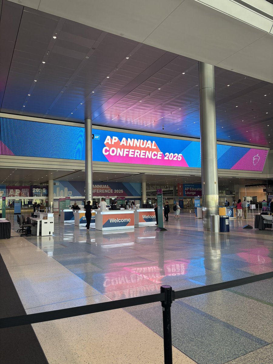 drsttx's tweet image. We are all checked in for the @CollegeBoard annual AP conference. Ready to represent @TomballISD at this international conference both to collect information for our teachers and to present a few different sessions this Friday!! 🎉🎉🎉