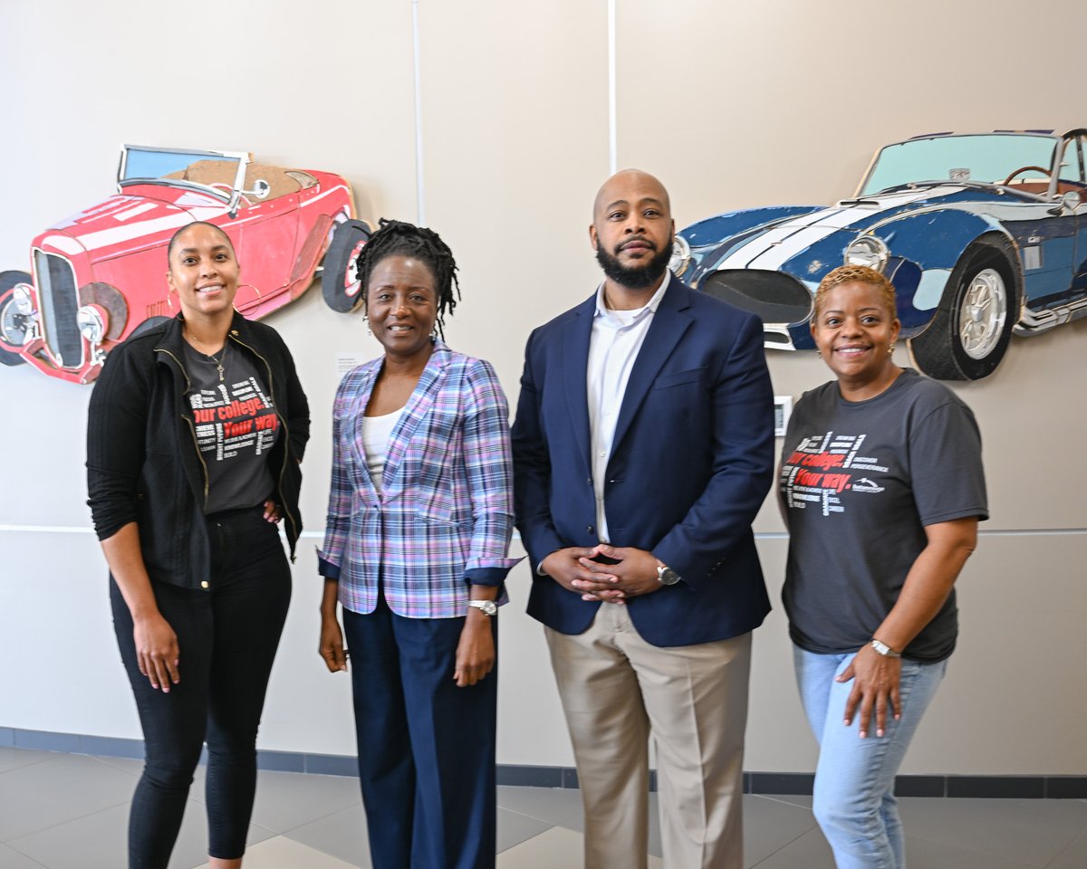MyBRCC's tweet image. The #MyBRCC Student Development team recently participated in a retreat to prepare for the upcoming 2025-2026 academic year. A special thank you to Dr. Derrick Wesley and Dr. Paula Harris from @DirectedInc for facilitating this impactful trauma-informed care training.
Visit…