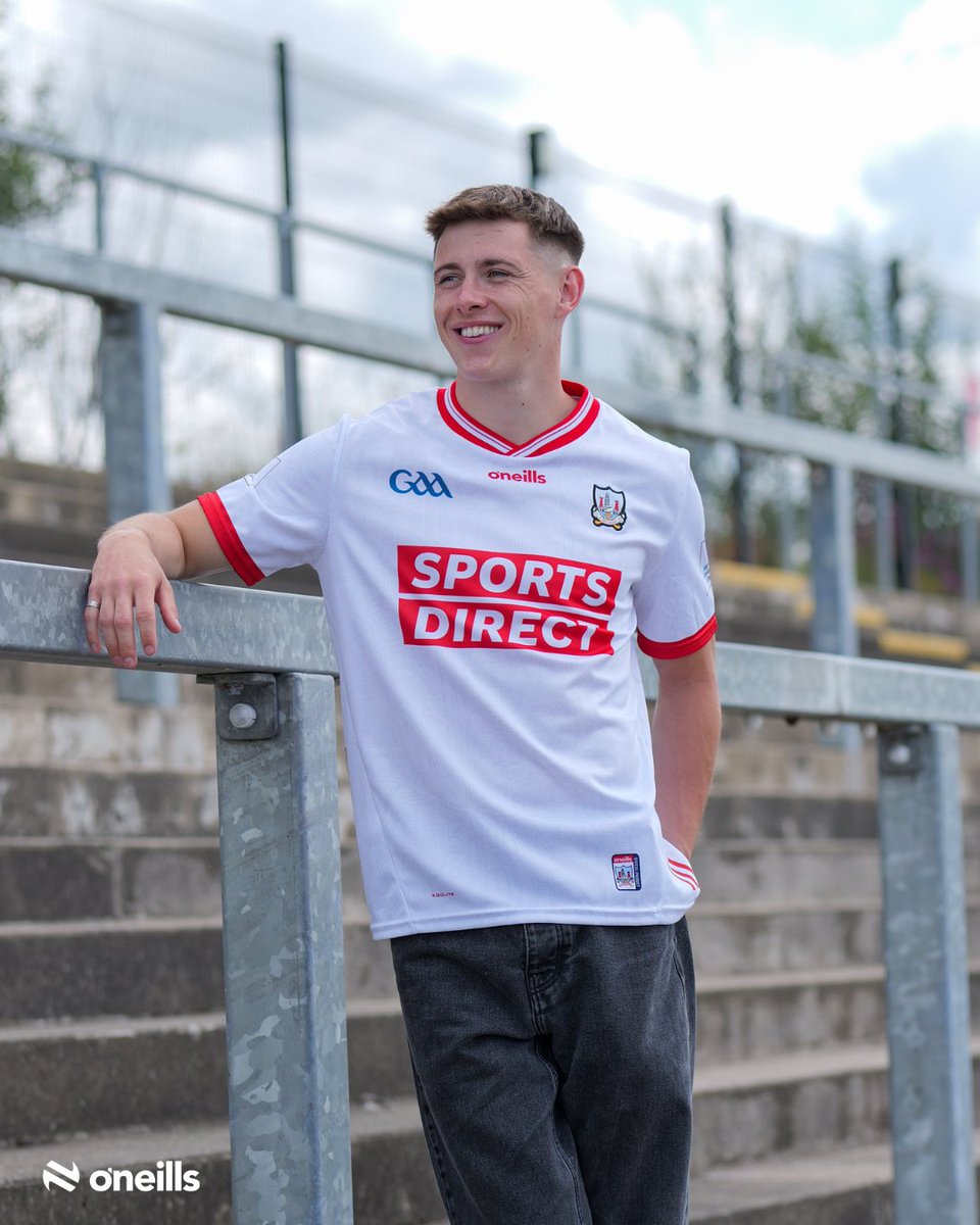 ONeills1918's tweet image. The Rebels are ready... are you? 🔴⚪
Final chance to grab your Cork gear before the big one! 🛍️
Roll on Sunday! 👀
Shop Now: bit.ly/3IuL3oF
#GAA #Cork #AllIreland #ONeills #ONeillsSportswear