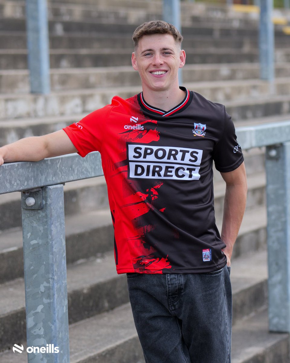 ONeills1918's tweet image. The Rebels are ready... are you? 🔴⚪
Final chance to grab your Cork gear before the big one! 🛍️
Roll on Sunday! 👀
Shop Now: bit.ly/3IuL3oF
#GAA #Cork #AllIreland #ONeills #ONeillsSportswear