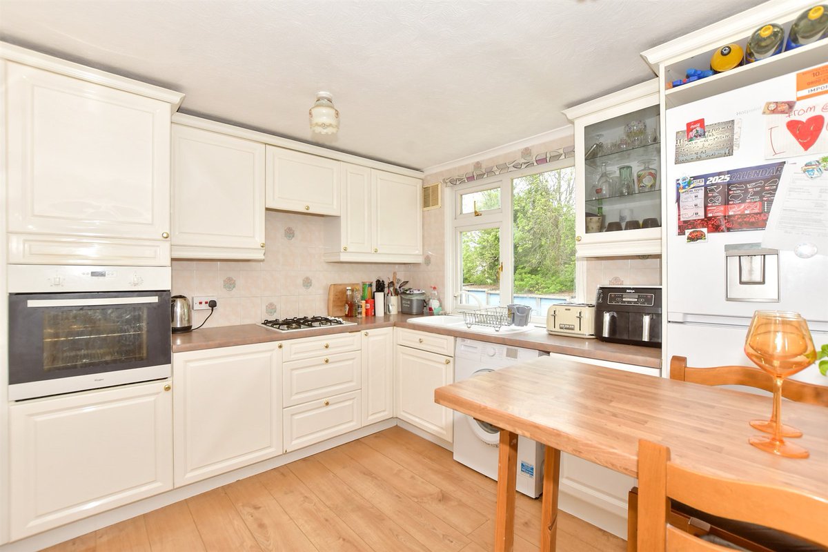 Wards Estate Agents tweet media